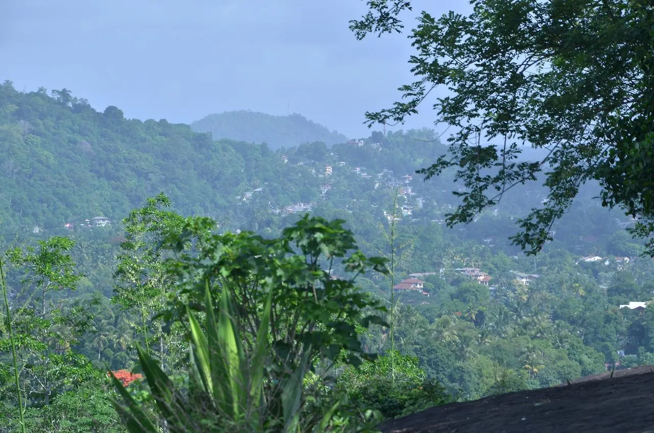 Deer Point Hotel Kandy Rezort