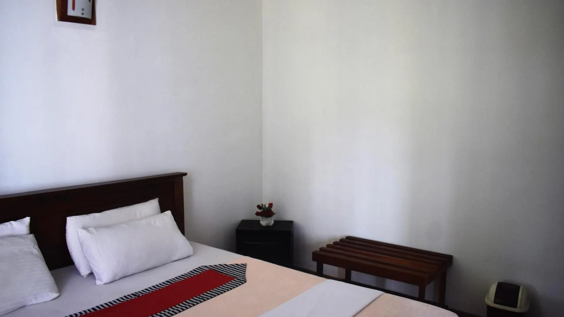 Deer Point Hotel 康提 斯里兰卡