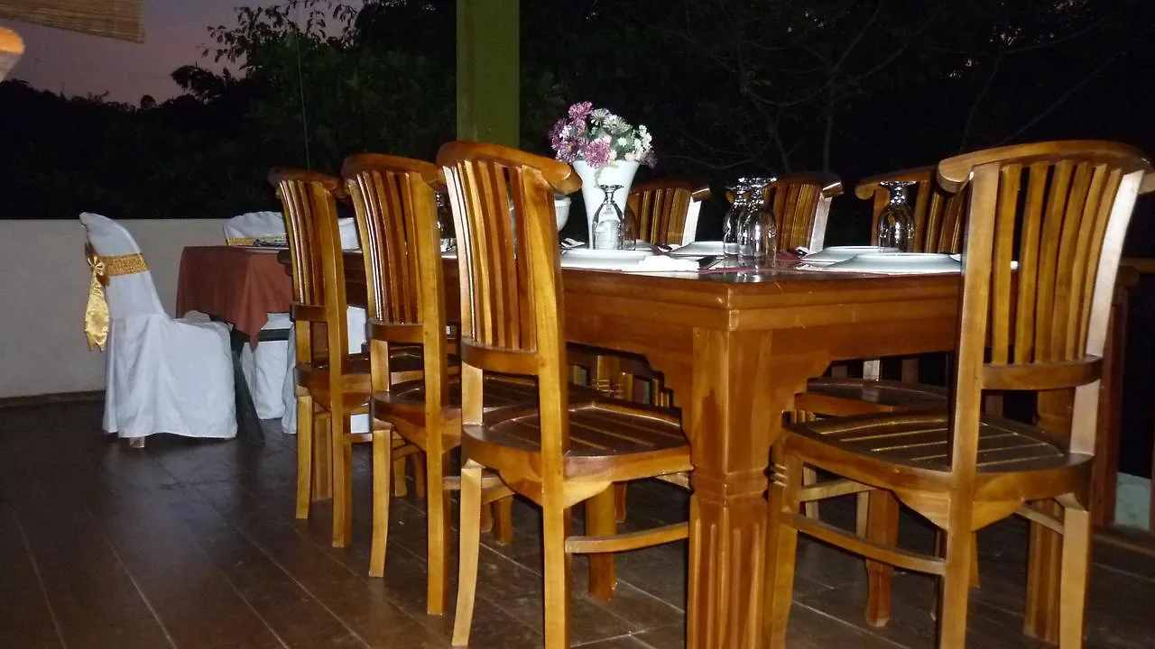 *** 度假村 Deer Point Hotel 康提 斯里兰卡